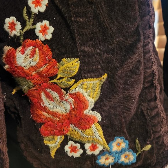 Embroidered Micro-Cord Jacket from Kikit Jeans - Picture 5 of 7